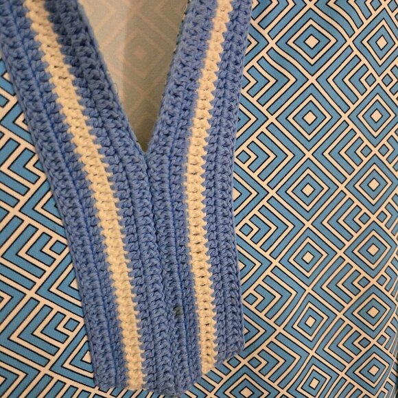 J. Mclaughlin Ginny Dress Blue White Geometric Crochet V Neck Trim Size M - Picture 6 of 7